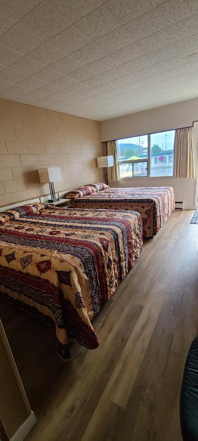 Flamingo Motel Penticton Luaran gambar