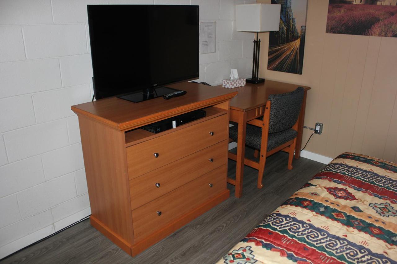 Flamingo Motel Penticton Luaran gambar