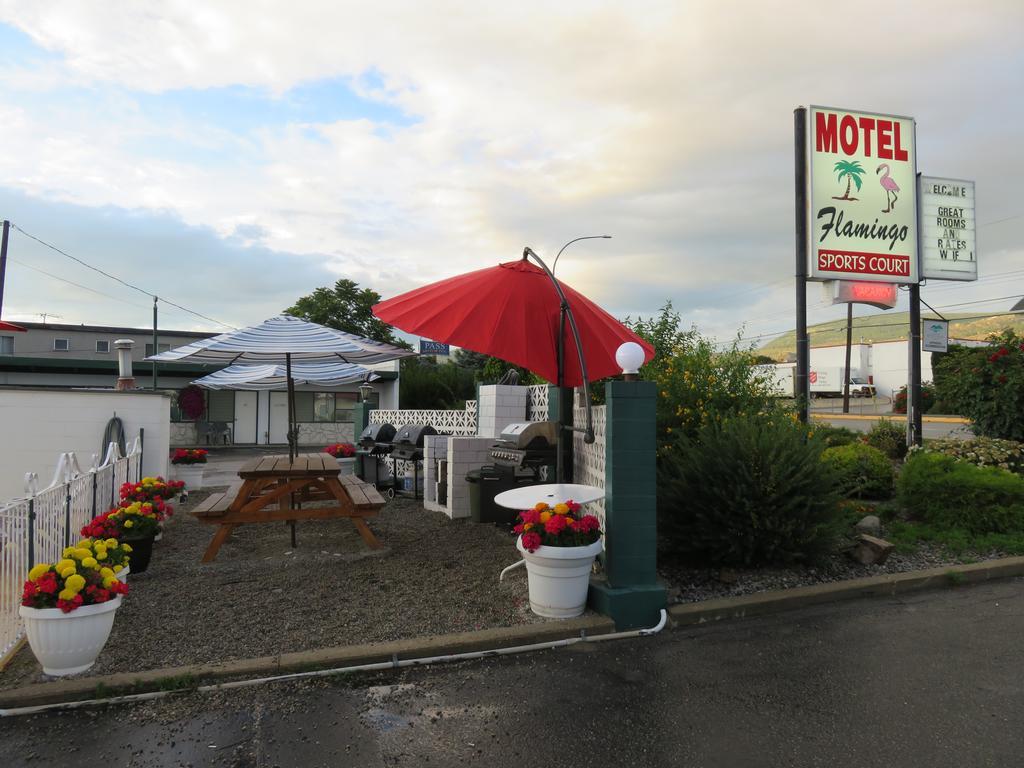 Flamingo Motel Penticton Luaran gambar