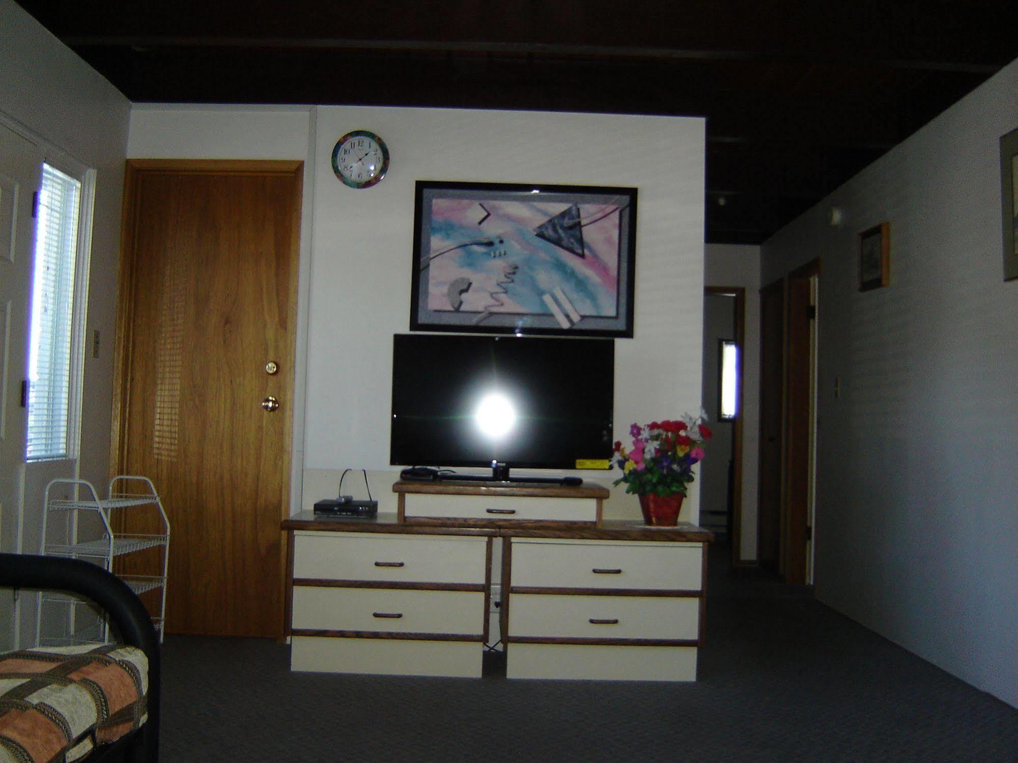 Flamingo Motel Penticton Luaran gambar